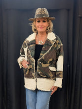 Load image into Gallery viewer, Camo Heart Jacket