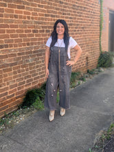 Load image into Gallery viewer, Daytrip Washed Black