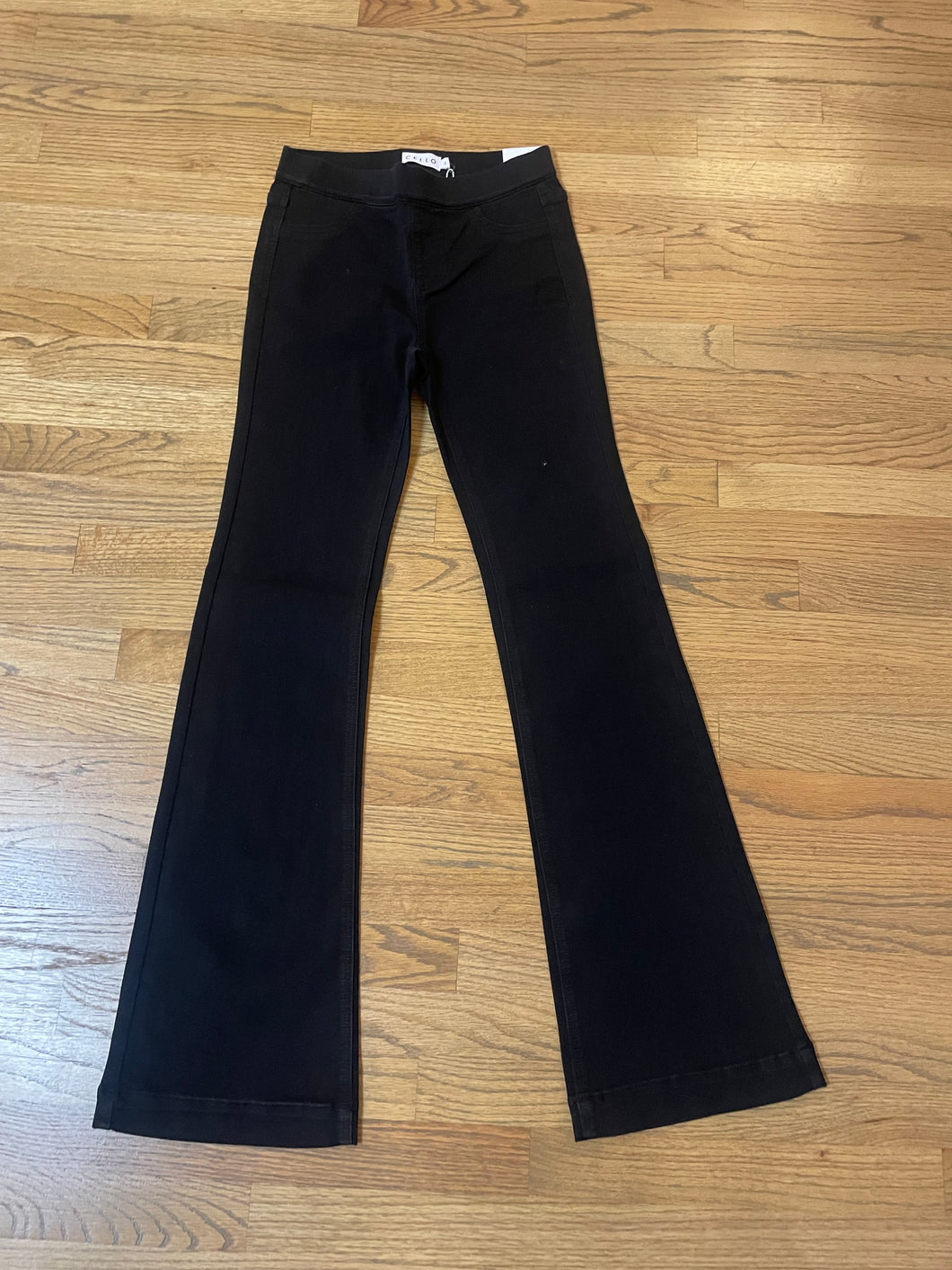 Black Flared Jeggings (Curvy)