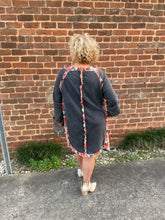 Load image into Gallery viewer, Black Plaid Tunic
