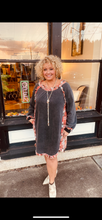 Load image into Gallery viewer, Black Plaid Tunic
