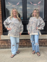 Load image into Gallery viewer, Camo Classic Crew Pullover
