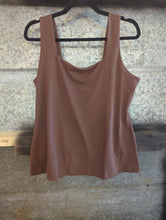 Load image into Gallery viewer, Square Neckline Tank
