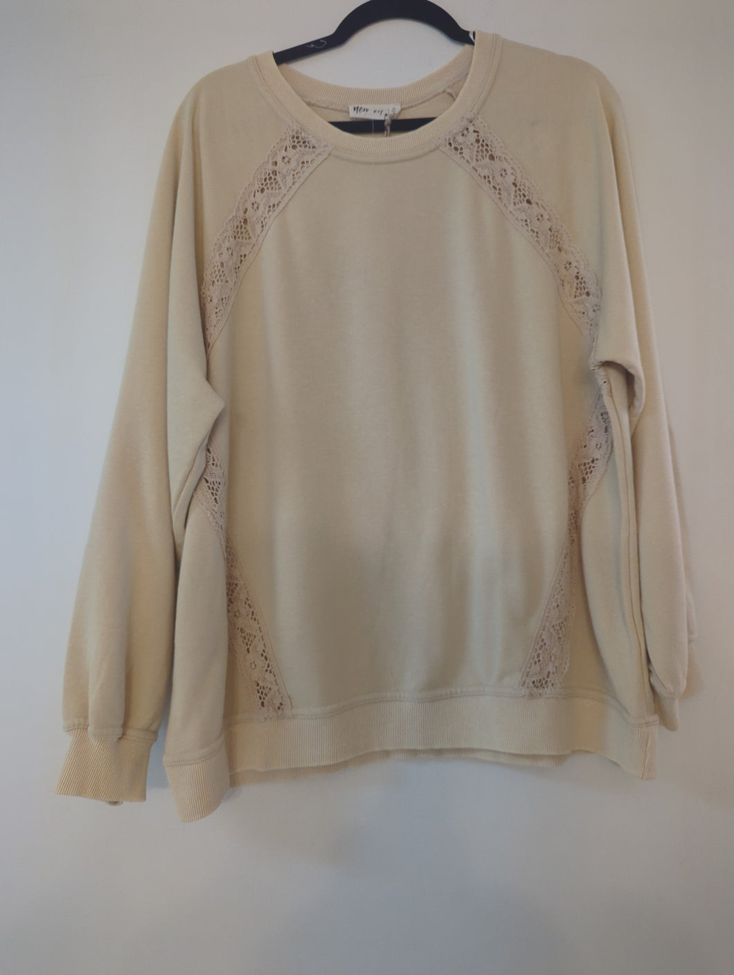 Mineral Washed Curvy Top
