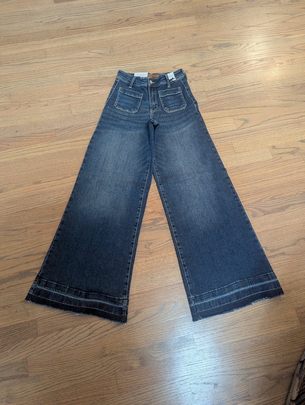 Judy Blue Front Pockets