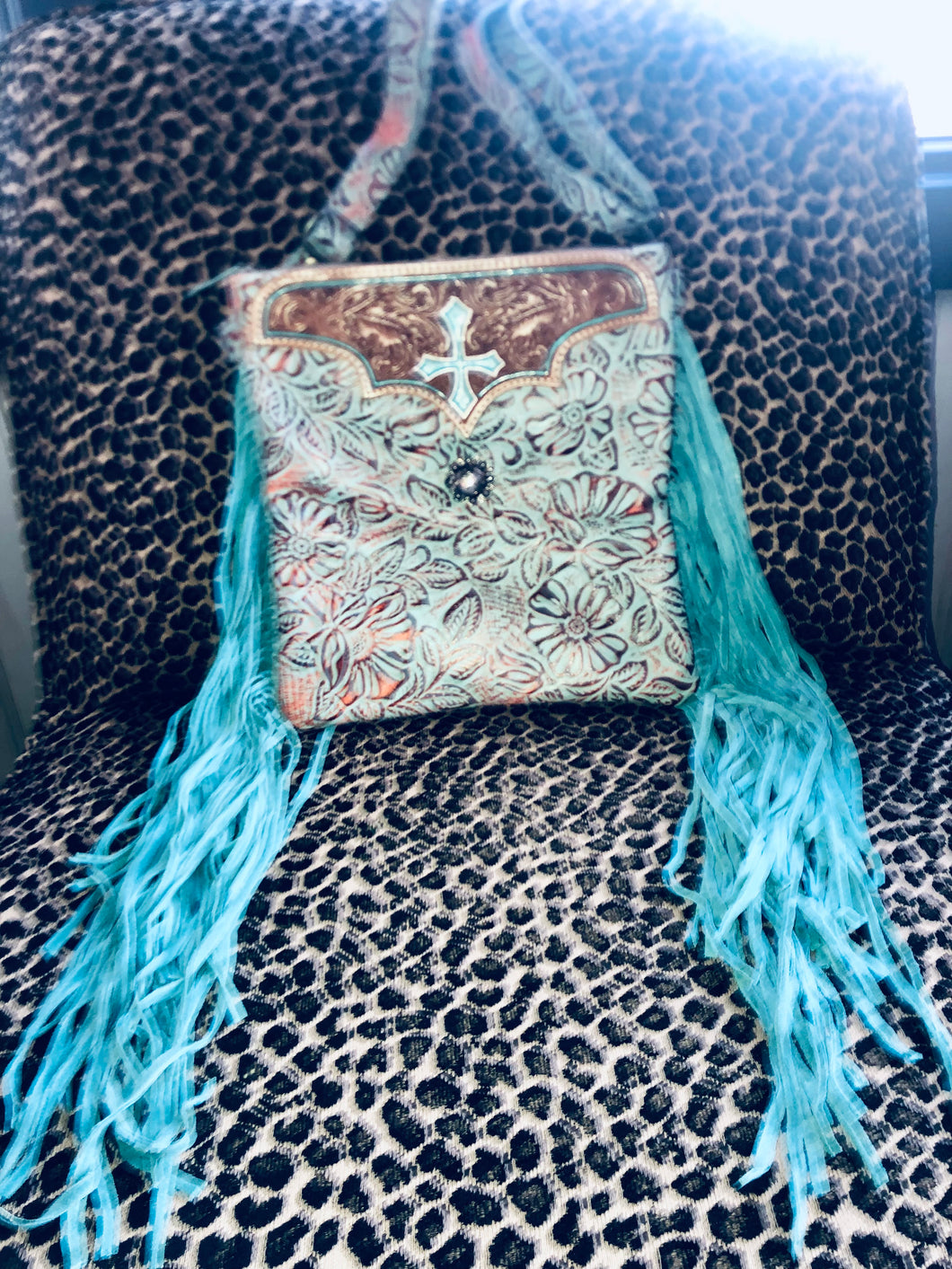 Myra Turquoise crossbody